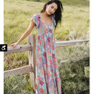 Brand new Large bohme dress. Size just didn’t fit.